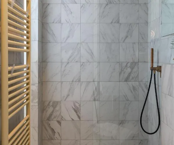 Deluxe Rennesance Corner Apartman *