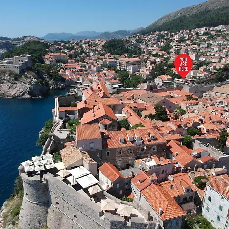 Deluxe Rennesance Corner *