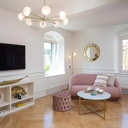 Appartement Deluxe Rennesance Corner