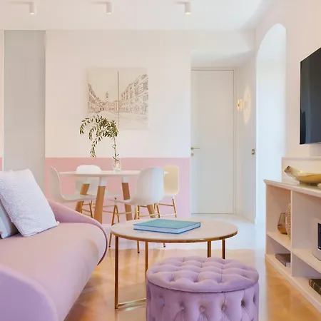 Deluxe Rennesance Corner *